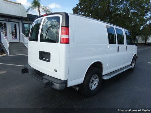 Used 2021 Chevrolet Express 2500 w/ Driver Convenience Package RWD image 11