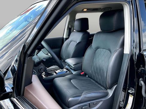 Certified 2023 Nissan Armada Platinum w/ Captain's Chairs Package RWD image 8