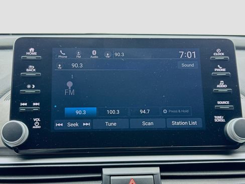 Used 2021 Honda Accord Sport image 11