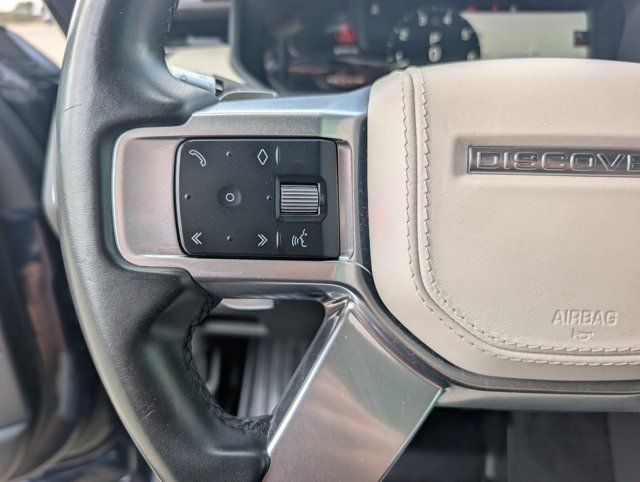 Used 2021 Land Rover Discovery S AWD/4WD image 13