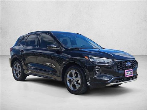 Used 2024 Ford Escape ST-Line Select w/ Tech Pack #1 AWD/4WD image 3