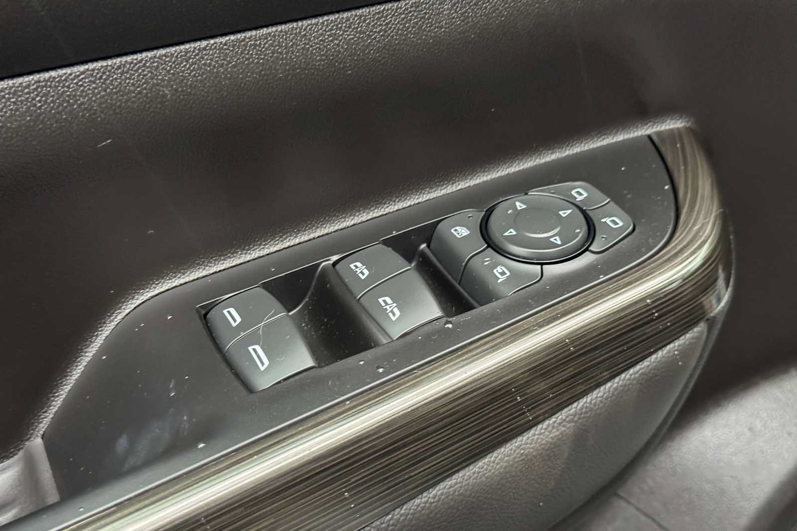 Used 2023 GMC Acadia SLT w/ Elevation Edition FWD image 15