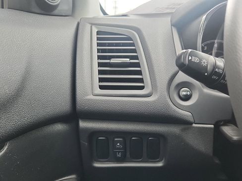 Used 2024 Mitsubishi Outlander Sport ES AWD/4WD image 19
