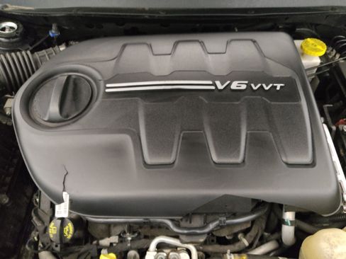 Used 2019 Jeep Cherokee Limited AWD/4WD image 30