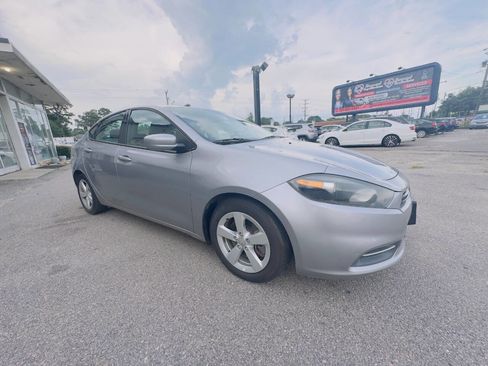 Used 2016 Dodge Dart SXT image 9