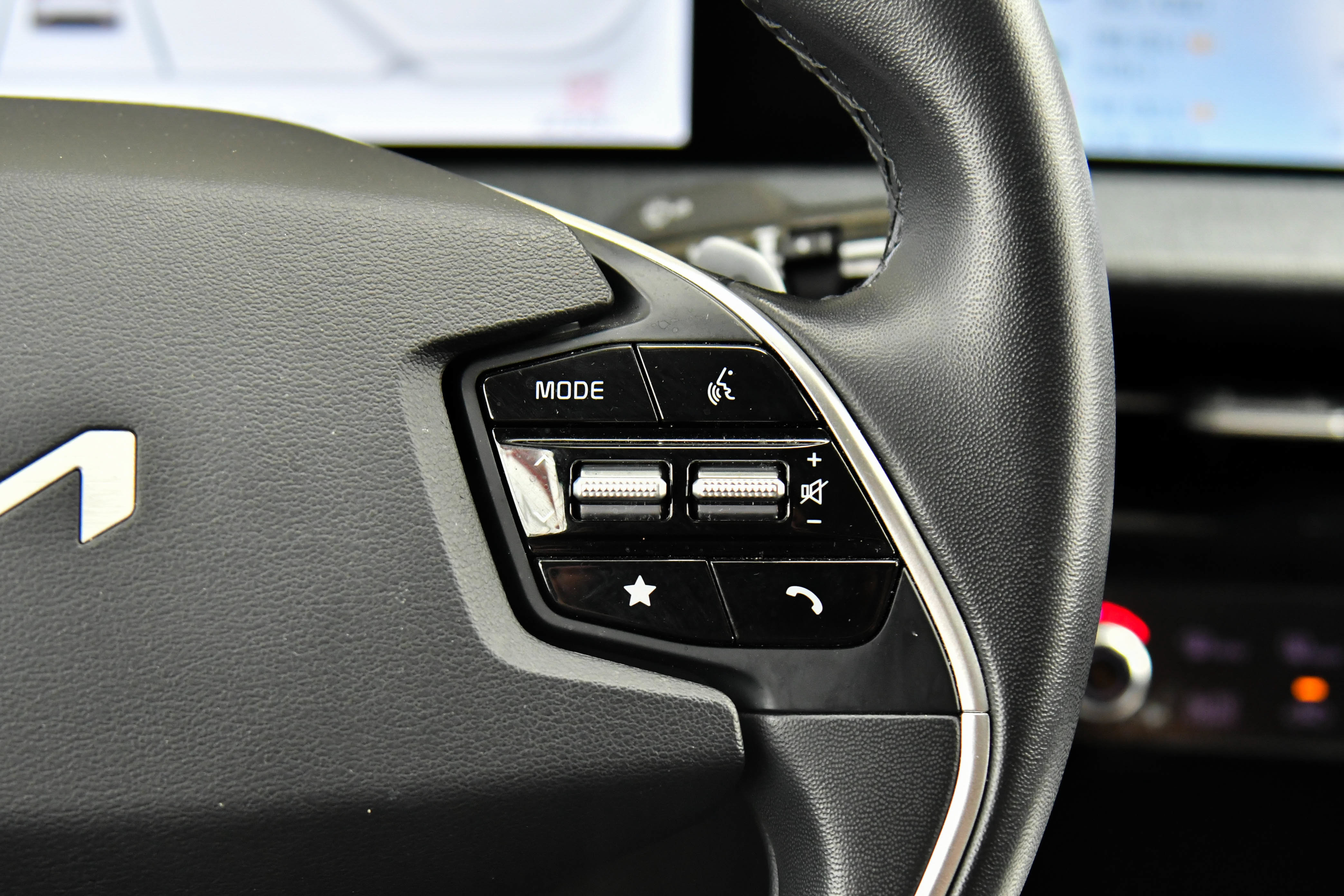 Used 2024 Kia EV6 Light RWD image 34