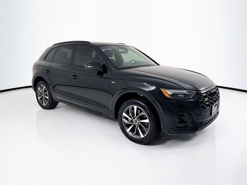 Used 2024 Audi Q5 2.0T Premium image 1