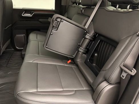 New 2026 GMC Sierra 2500 Denali w/ Denali Reserve Package image 13