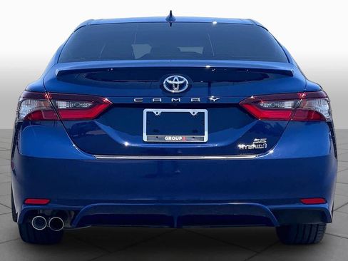Used 2024 Toyota Camry SE w/ Audio Upgrade Package FWD image 5