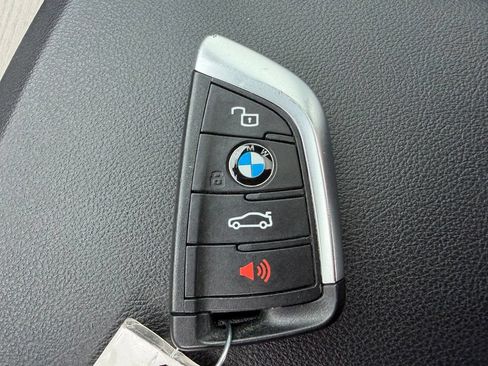 Used 2025 BMW 330i Sedan RWD image 28
