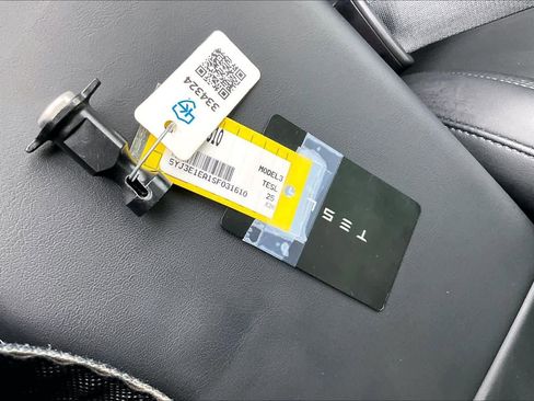 Used 2025 Tesla Model 3 Long Range RWD image 13