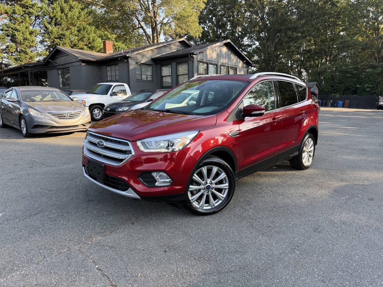 Used 2017 Ford Escape Titanium AWD/4WD image 1