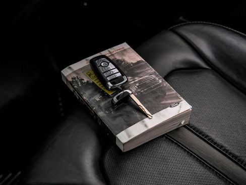 Used 2022 Ford F450 Platinum image 61