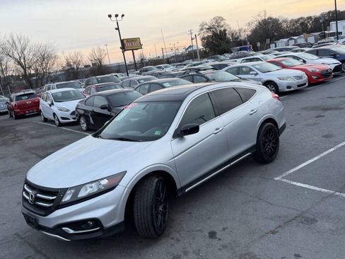 Used 2013 Honda Crosstour EX image 16