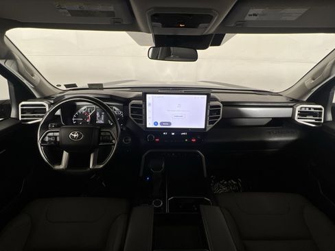 Used 2022 Toyota Tundra SR5 w/ SR5 Premium Package image 22