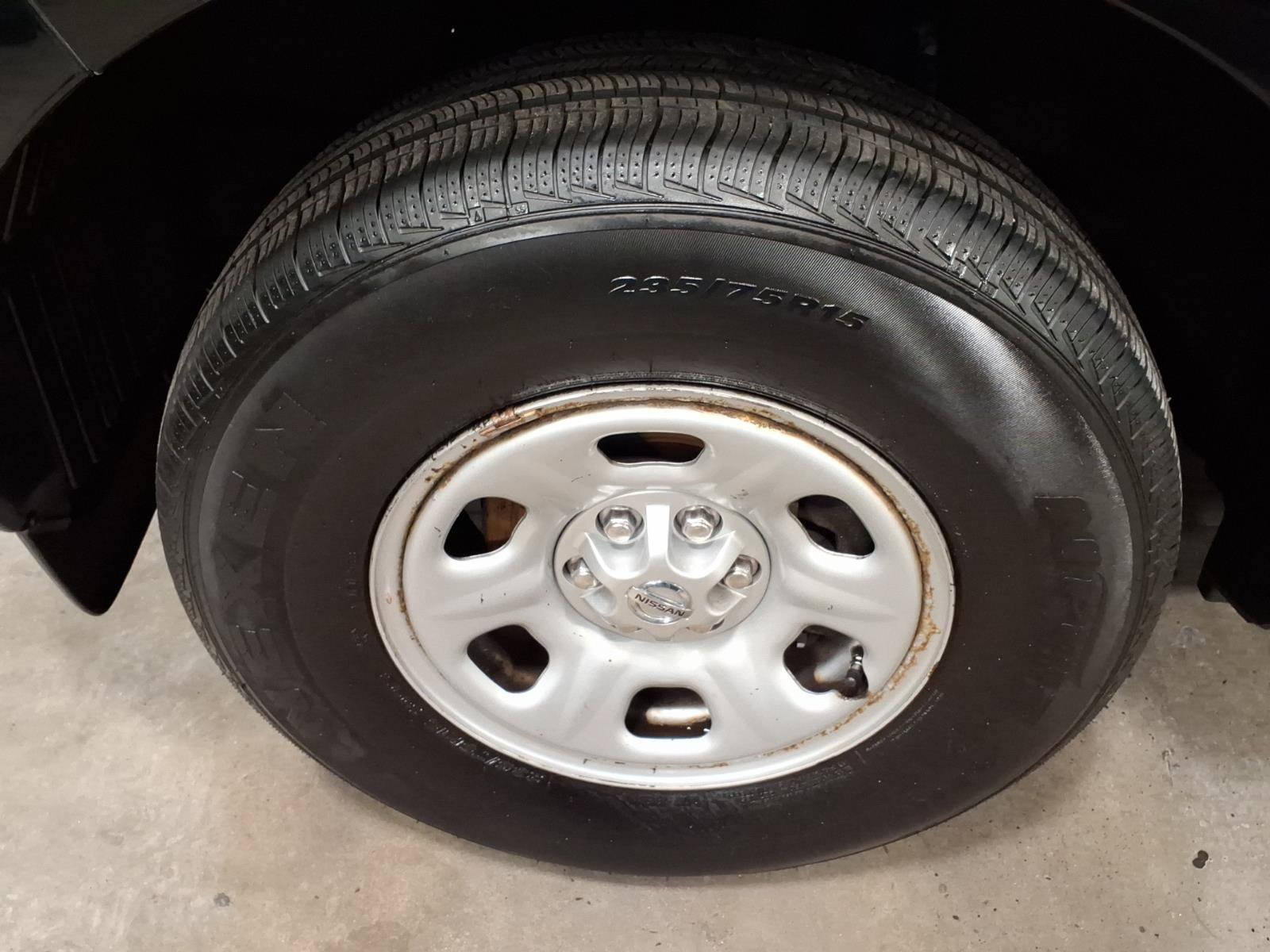 Used 2018 Nissan Frontier S RWD image 5