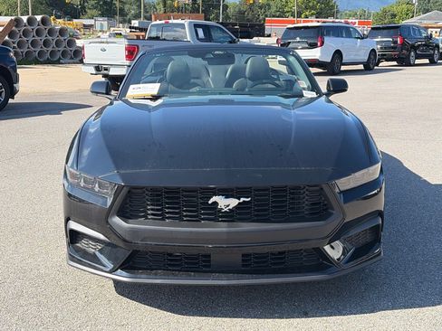 Used 2026 Ford Mustang Convertible RWD image 5
