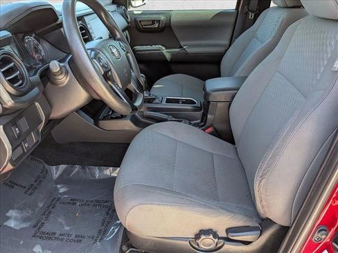 Used 2022 Toyota Tacoma SR RWD image 15