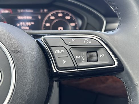 Used 2019 Audi A4 2.0T Prestige w/ Prestige Package FWD image 32