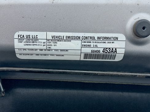 Used 2020 Jeep Wrangler Sport image 19