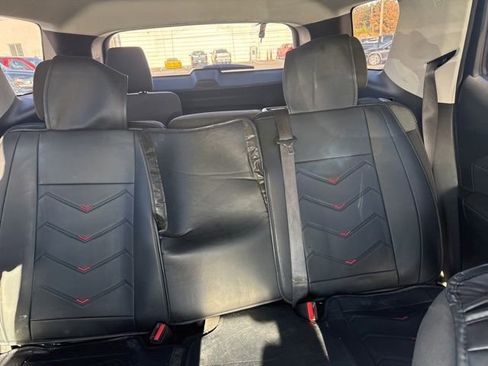 Used 2019 Chevrolet Traverse LT image 28