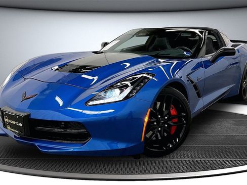 Used 2016 Chevrolet Corvette Stingray Coupe w/ 2LT Preferred Equipment Group image 3