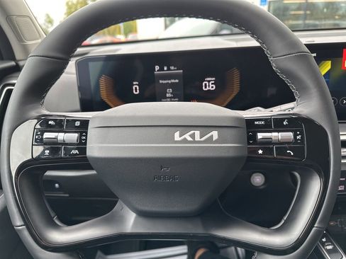 New 2026 Kia Sorento S w/ S Panoramic Sunroof Package image 38