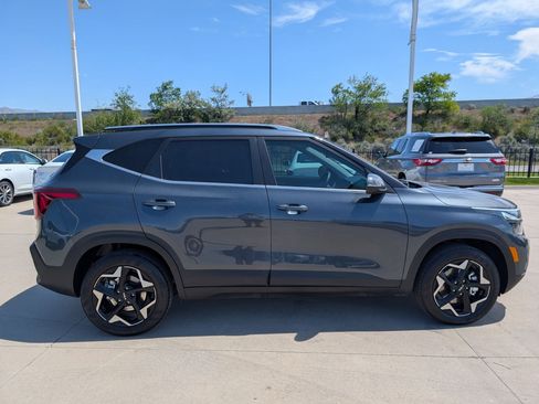 Certified 2024 Kia Seltos EX AWD/4WD image 6