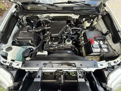 Used 2021 Toyota Tacoma SR RWD image 30