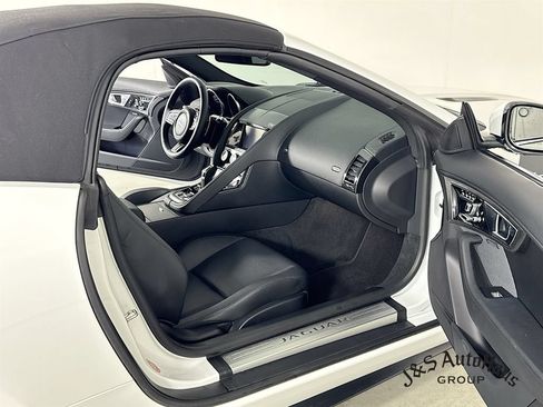 Used 2014 Jaguar F-TYPE S RWD image 33