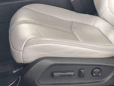 Used 2024 Honda Pilot EX-L image 19