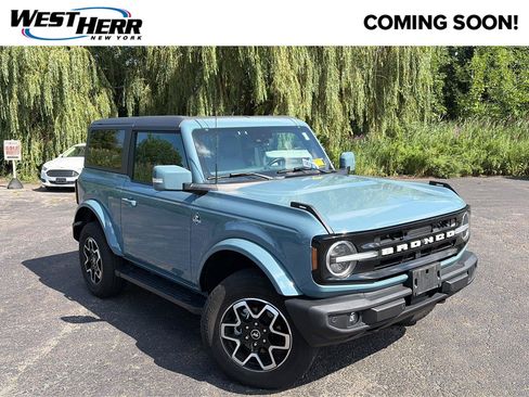 Used 2022 Ford Bronco Outer Banks AWD/4WD image 1
