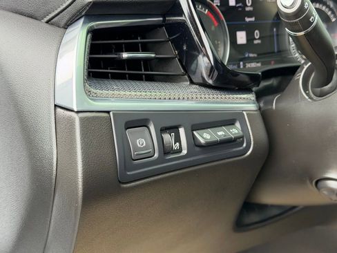 Used 2023 Cadillac XT5 Sportv image 24