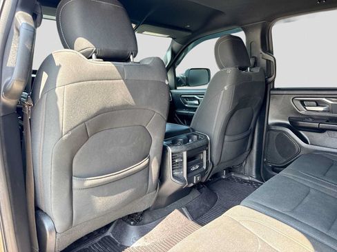 Used 2019 RAM 1500 Big Horn AWD/4WD image 17