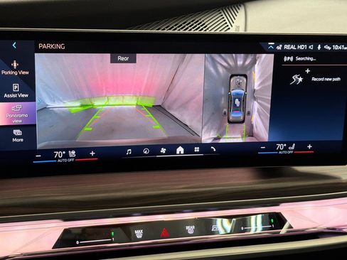 Used 2024 BMW 740i 740i w/ Premium Package image 24