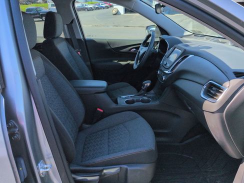 Certified 2024 Chevrolet Equinox LT w/ LPO, Floor Liner Package image 28