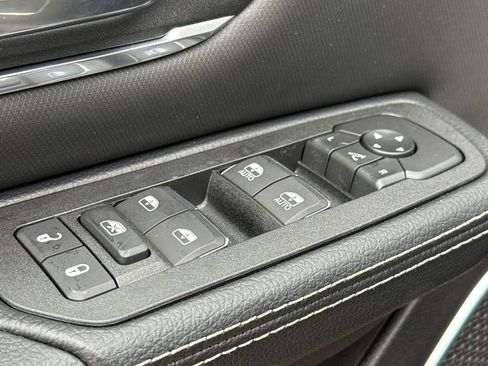 New 2026 RAM 1500 Laramie AWD/4WD image 20