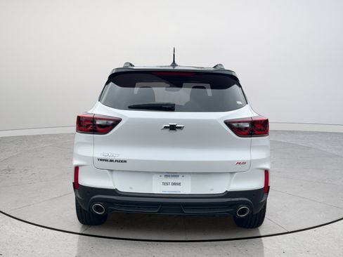 Used 2026 Chevrolet TrailBlazer RS w/ Convenience Package FWD image 8