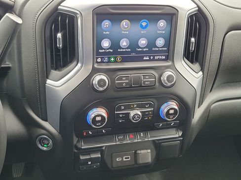 Used 2022 GMC Sierra 2500 SLE w/ SLE Value Package; AWD/4WD image 8