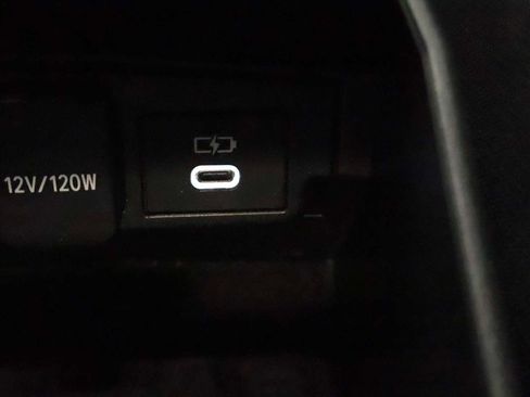 Used 2023 Toyota Corolla SE FWD image 30