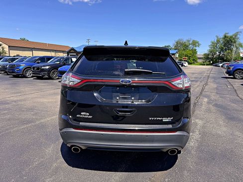 Used 2018 Ford Edge Titanium w/ Technology Package AWD/4WD image 8