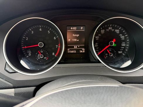 Used 2017 Volkswagen Jetta SE FWD image 11