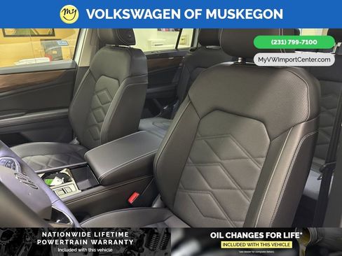 New 2026 Volkswagen Atlas SE image 13
