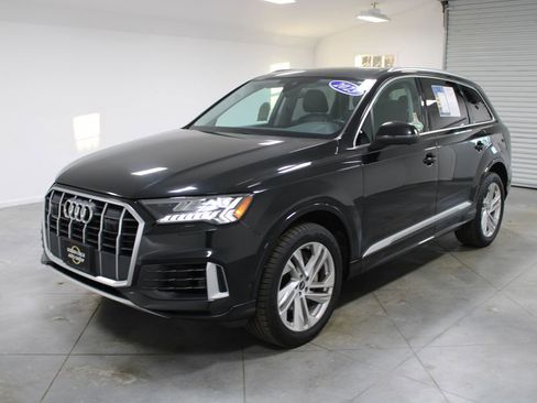 Used 2023 Audi Q7 3.0T Premium Plus image 4