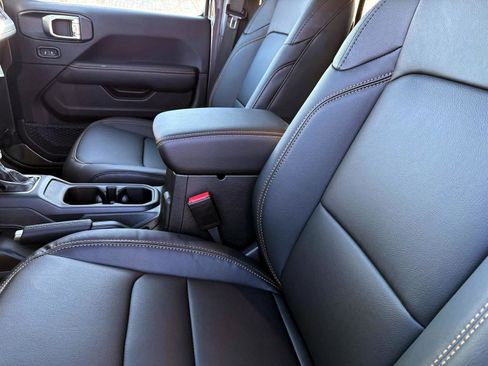 New 2026 Jeep Wrangler Unlimited Sahara image 9