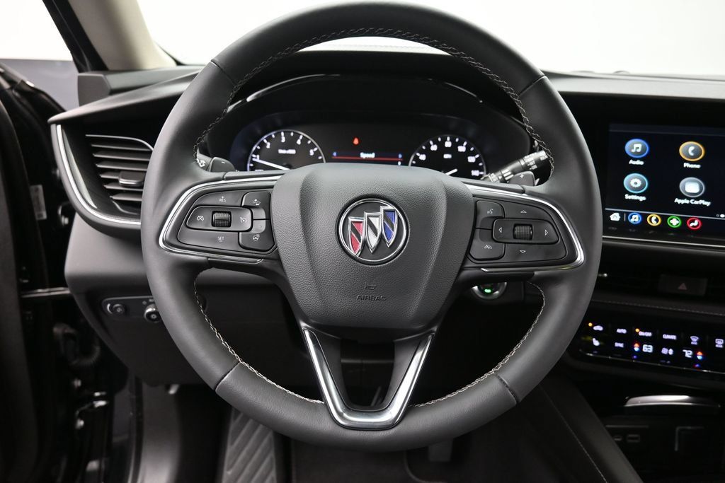 Used 2022 Buick Envision Preferred FWD image 21