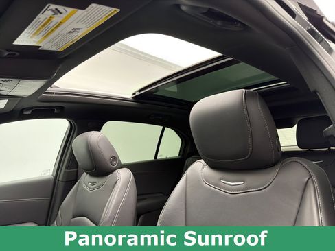 Used 2025 Cadillac XT4 Premium Luxury w/ Technology Package image 60