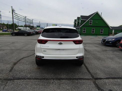 Used 2021 Kia Sportage LX AWD/4WD image 6