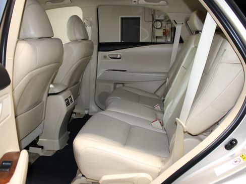Used 2013 Lexus RX 450h FWD w/ Navigation Pkg image 26