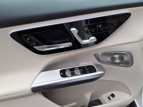 New 2026 Mercedes-Benz GLC 300 4MATIC image 12